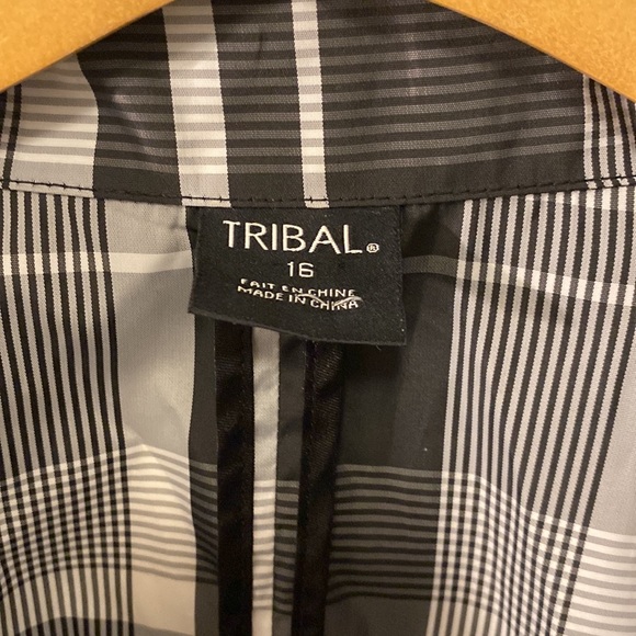 Tribal black & white plaid blazer - Picture 2 of 2